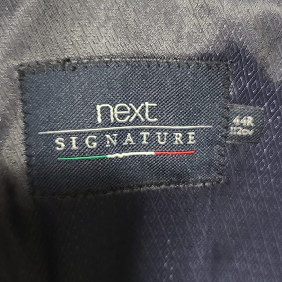 Mens 3 Piece Suit - Picture 5 of 5